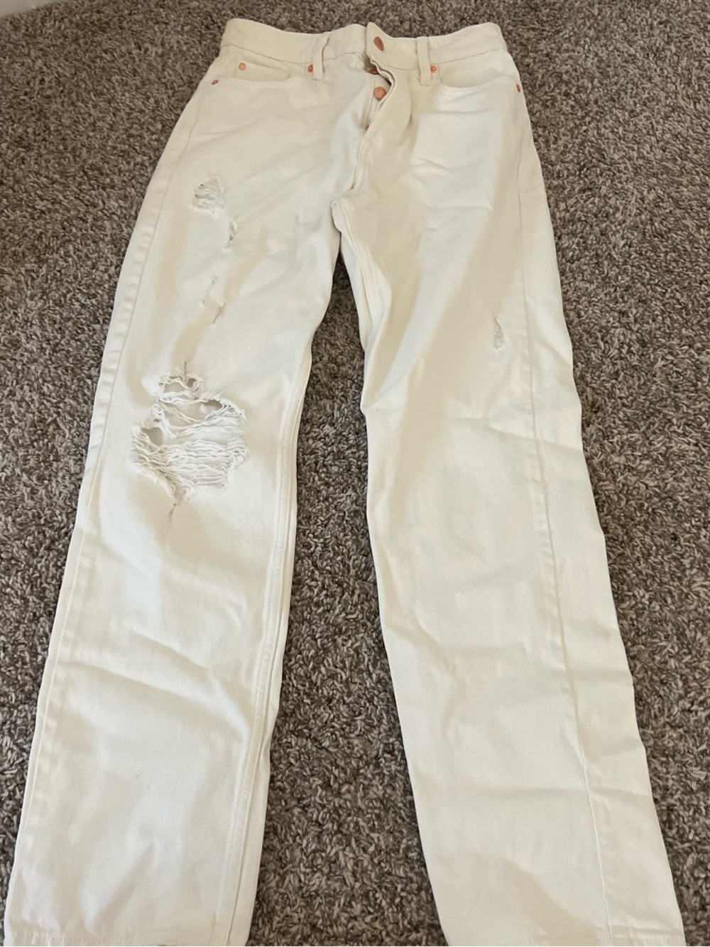 Women’s White Distressed Straight Jeans